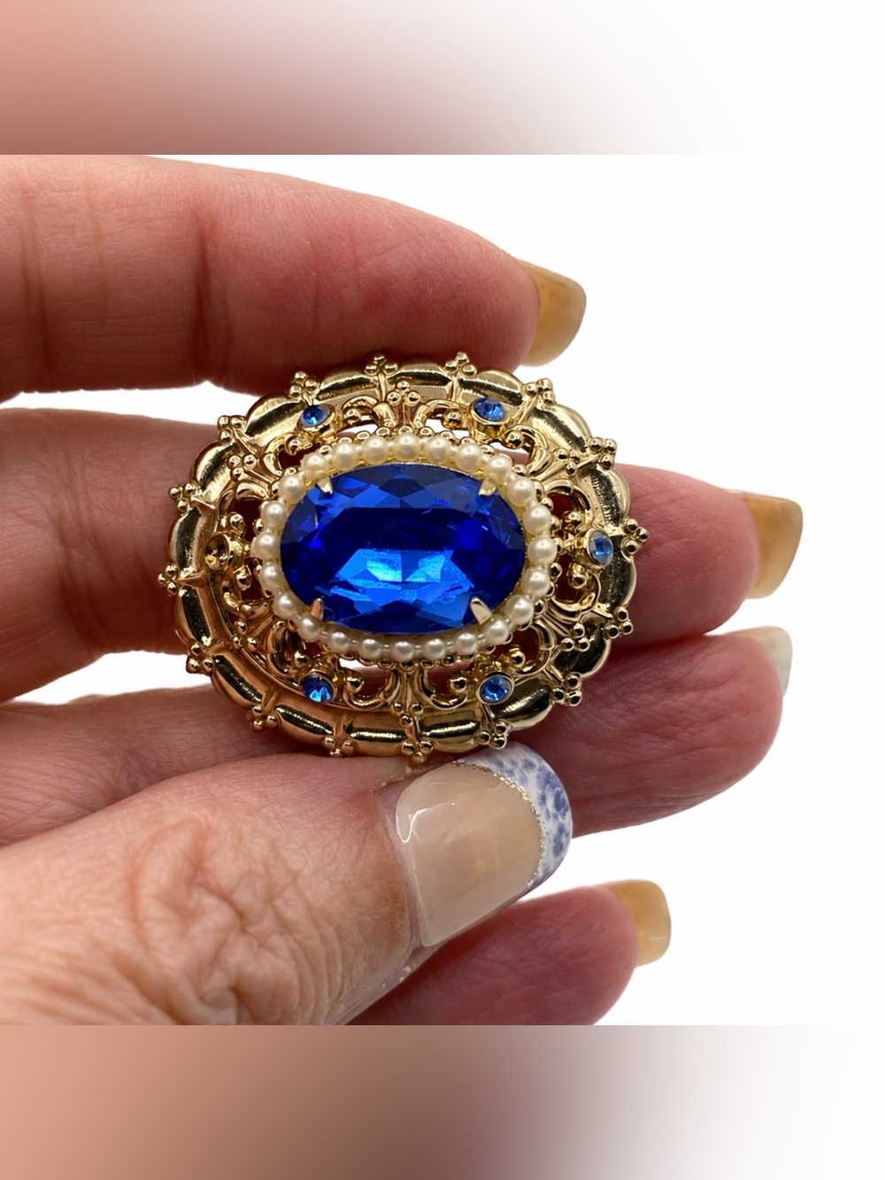 Coro Pegasus Oval Royal Blue Rhinestone Fantasy Brooch - Picture 7 of 11